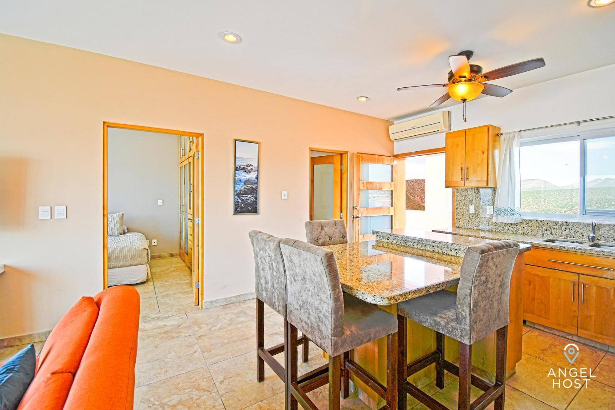 Oceanview Living Space & Balcony With Fiberoptic Wifi! Ла Пас Екстериор снимка
